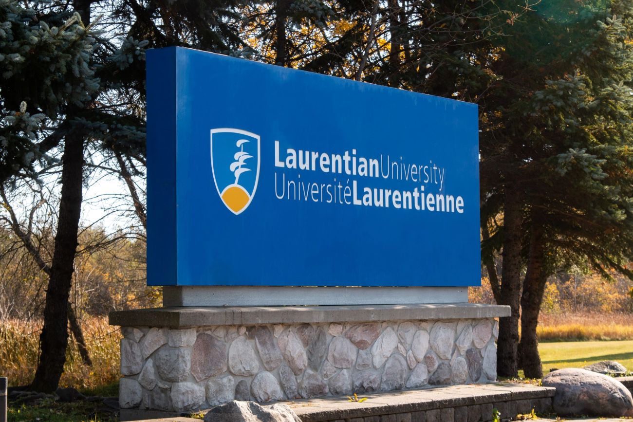 Laurentian University campus sign